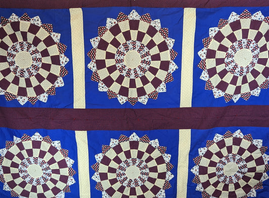 Dresden Plate Quilt and Pillowcases